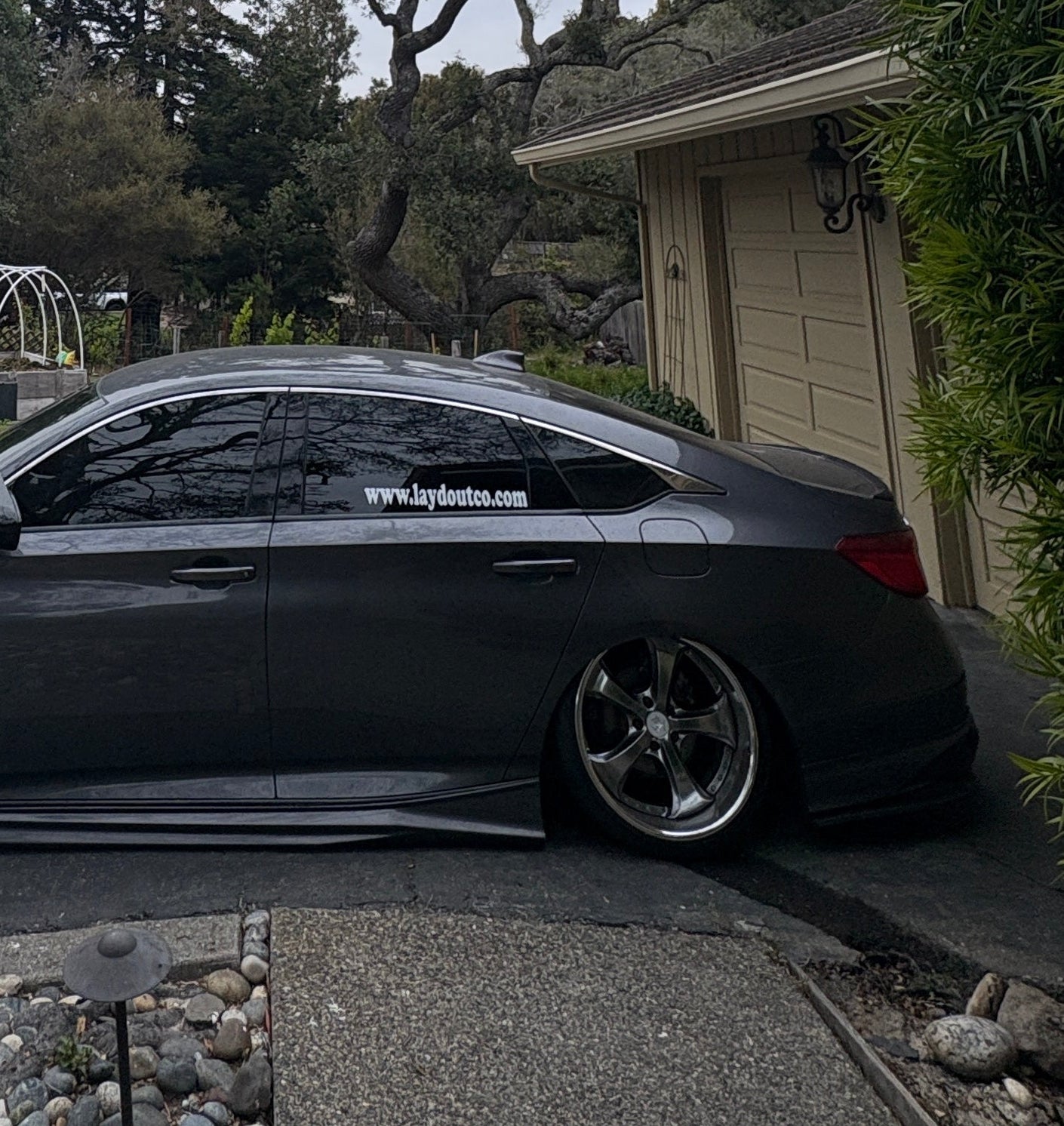URL STICKER
